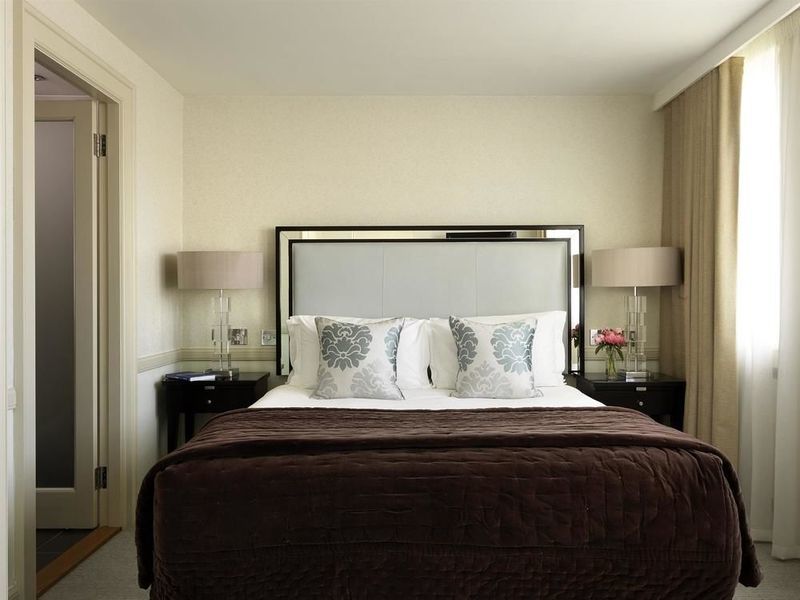 The Bristol Hotell Gurgaon Eksteriør bilde
