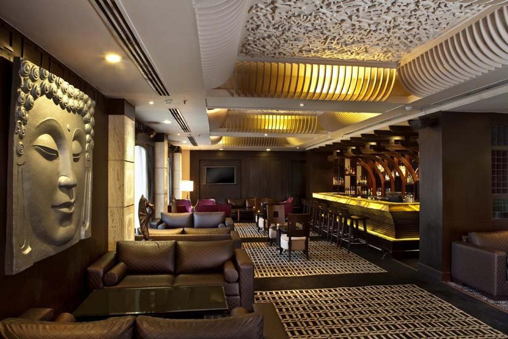 The Bristol Hotell Gurgaon Eksteriør bilde