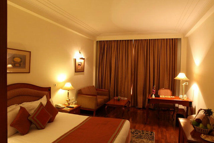 The Bristol Hotell Gurgaon Eksteriør bilde