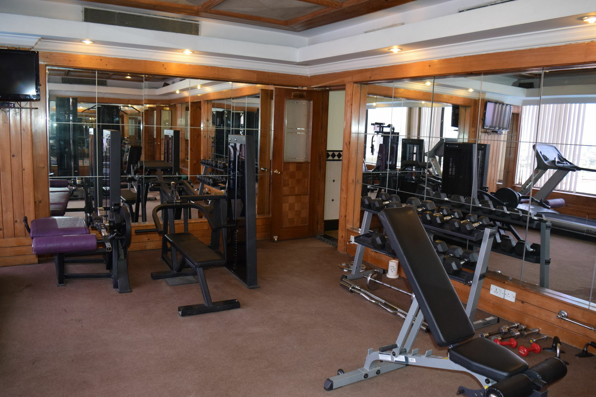 The Bristol Hotell Gurgaon Eksteriør bilde
