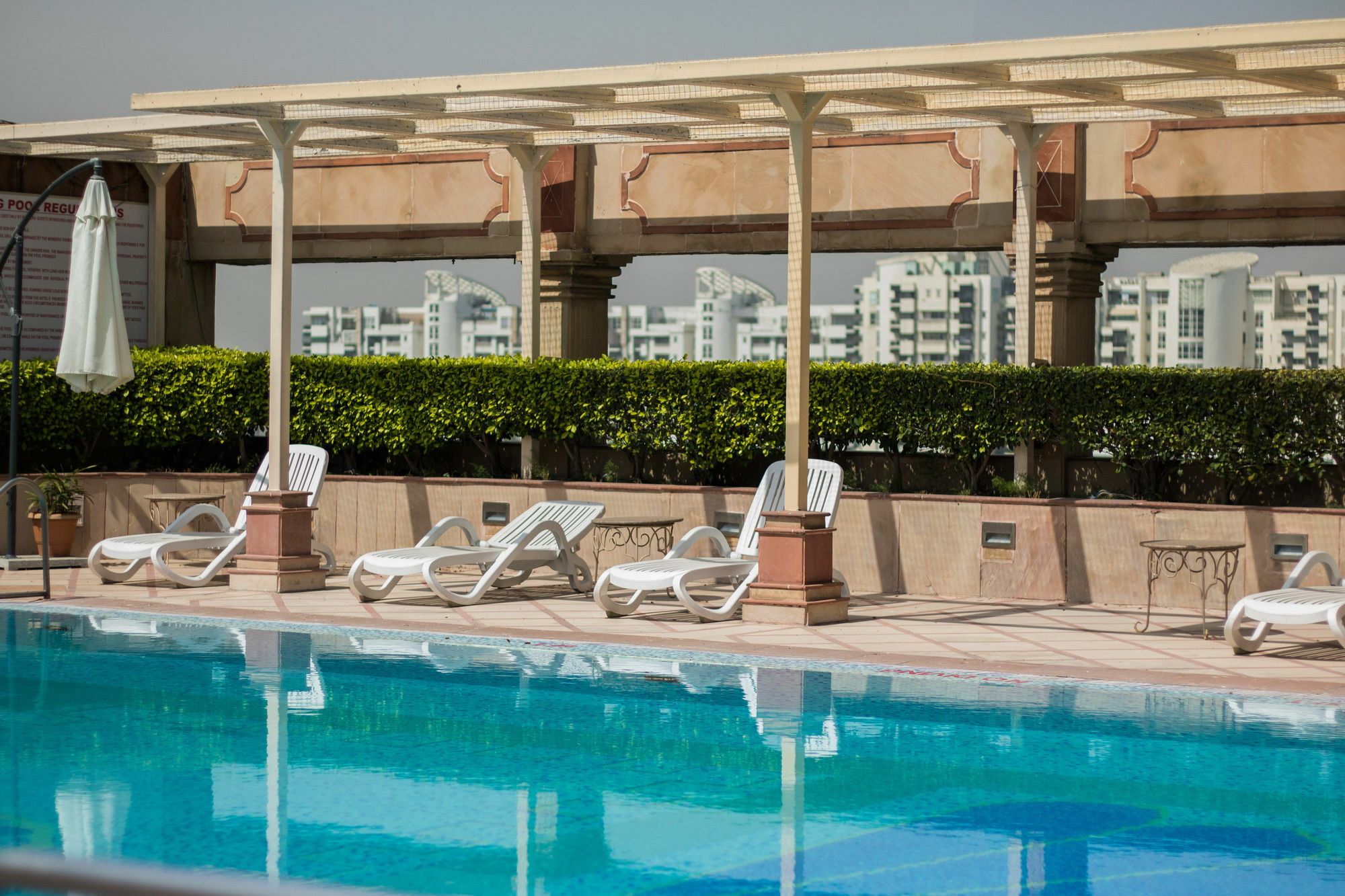 The Bristol Hotell Gurgaon Eksteriør bilde